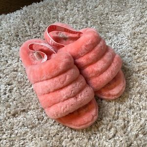 UGG slippers PINK!